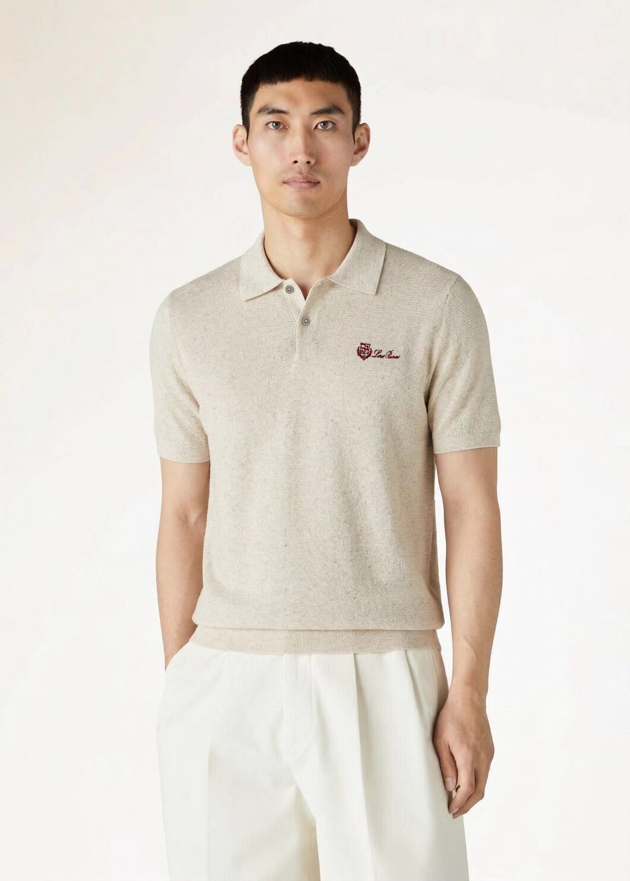 NO:837910,Top quality> (26 new knitted products) are on sale simultaneously on the official website of the counter! All auxiliary materials are original custom-made and genuine orders from trading companies. Advanced custom-made imported fabrics are extracted from natural plant fibers. They are lighter and thinner than ordinary cotton fabrics. They are soft to the touch and comfortable to wear. They are not easy to irritate the skin at all. The fabric has good hygroscopicity and breathability. Size: 48-56,,19860909顶级品质>(26新款针织)专柜官网同步发售！辅料全部原版定制出品,贸易公司真品订单.高级定制进口面料,以天然植物纖維提炼出来,比一般棉织物轻薄 手感柔软,穿着舒适 完全不易有刺激皮肤 面料吸湿性、透气性良好 尺码: 48-56,,,Men's clothing