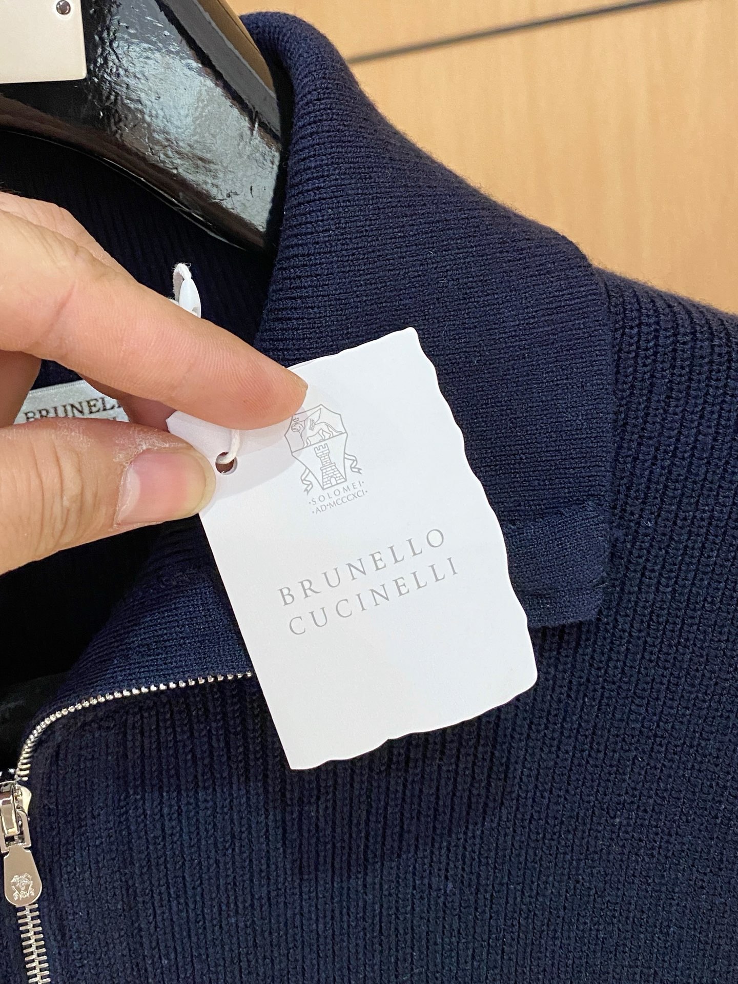顶级品质>(针织系列)专柜官网同步发售！辅料全部原版定制出品，贸易公司真品订单。高级定制进口面料，以天然植物纖維提炼出来