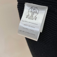 顶级品质>(针织系列)专柜官网同步发售!辅料全部原版定制出品,贸易公司真品订单。高级定制进口面料,以天然植物纖維提炼出来 顶级品质>(针织系列)专柜官网同步发售!辅料全部原版定制出品,贸易公司真品订单。高级定制进口面料,以天然植物纖維提炼出来