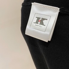 顶级品质>(针织系列)专柜官网同步发售!辅料全部原版定制出品,贸易公司真品订单。高级定制进口面料,以天然植物纖維提炼出来 顶级品质>(针织系列)专柜官网同步发售!辅料全部原版定制出品,贸易公司真品订单。高级定制进口面料,以天然植物纖維提炼出来