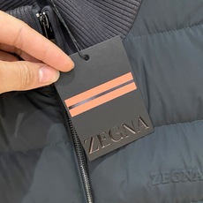羽绒服 高级货 <羽绒系列> 26秋冬最新款式 专柜官网同步发售!辅料全部原版定制出品,贸易公司真品订单。高级定制进口面 羽绒服 高级货 <羽绒系列> 26秋冬最新款式 专柜官网同步发售!辅料全部原版定制出品,贸易公司真品订单。高级定制进口面