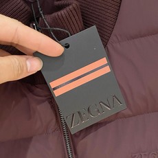 羽绒服 高级货 <羽绒系列> 26秋冬最新款式 专柜官网同步发售!辅料全部原版定制出品,贸易公司真品订单。高级定制进口面 羽绒服 高级货 <羽绒系列> 26秋冬最新款式 专柜官网同步发售!辅料全部原版定制出品,贸易公司真品订单。高级定制进口面