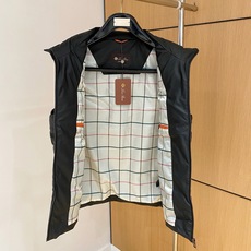 羽绒服 高级货 <羽绒系列> 26秋冬最新款式 专柜官网同步发售!辅料全部原版定制出品,贸易公司真品订单。高级定制进口面 羽绒服 高级货 <羽绒系列> 26秋冬最新款式 专柜官网同步发售!辅料全部原版定制出品,贸易公司真品订单。高级定制进口面