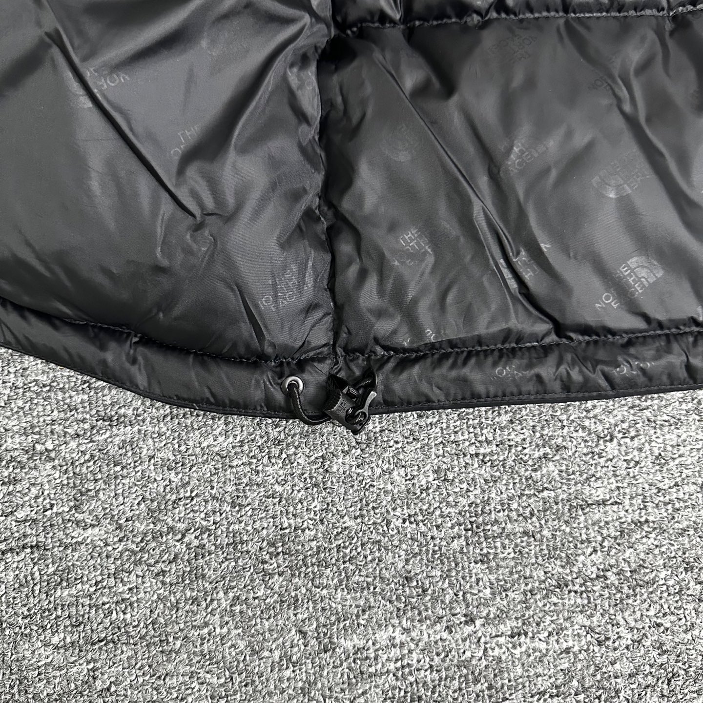 The North Face 1996 ダウンベスト 細格ナイロン 軽量保温 本革仕様