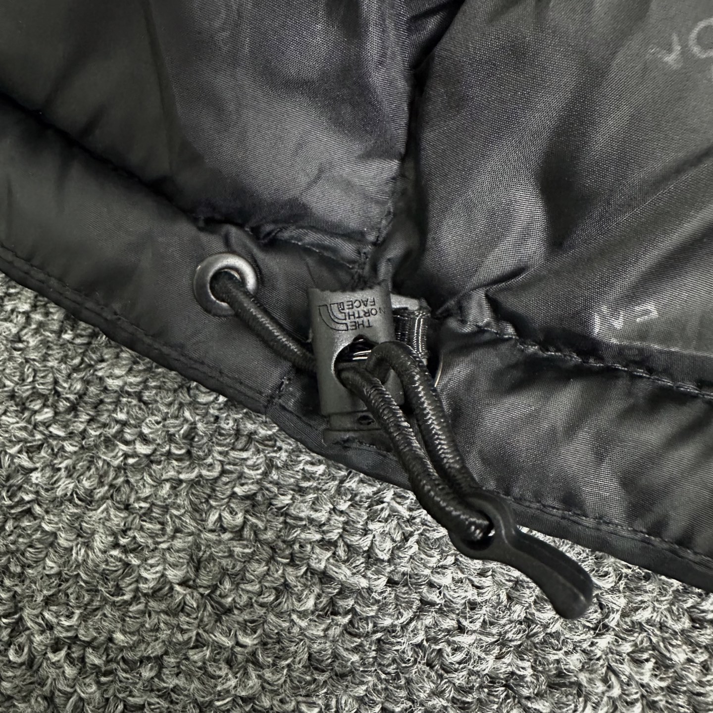 The North Face 1996 ダウンベスト 細格ナイロン 軽量保温 本革仕様