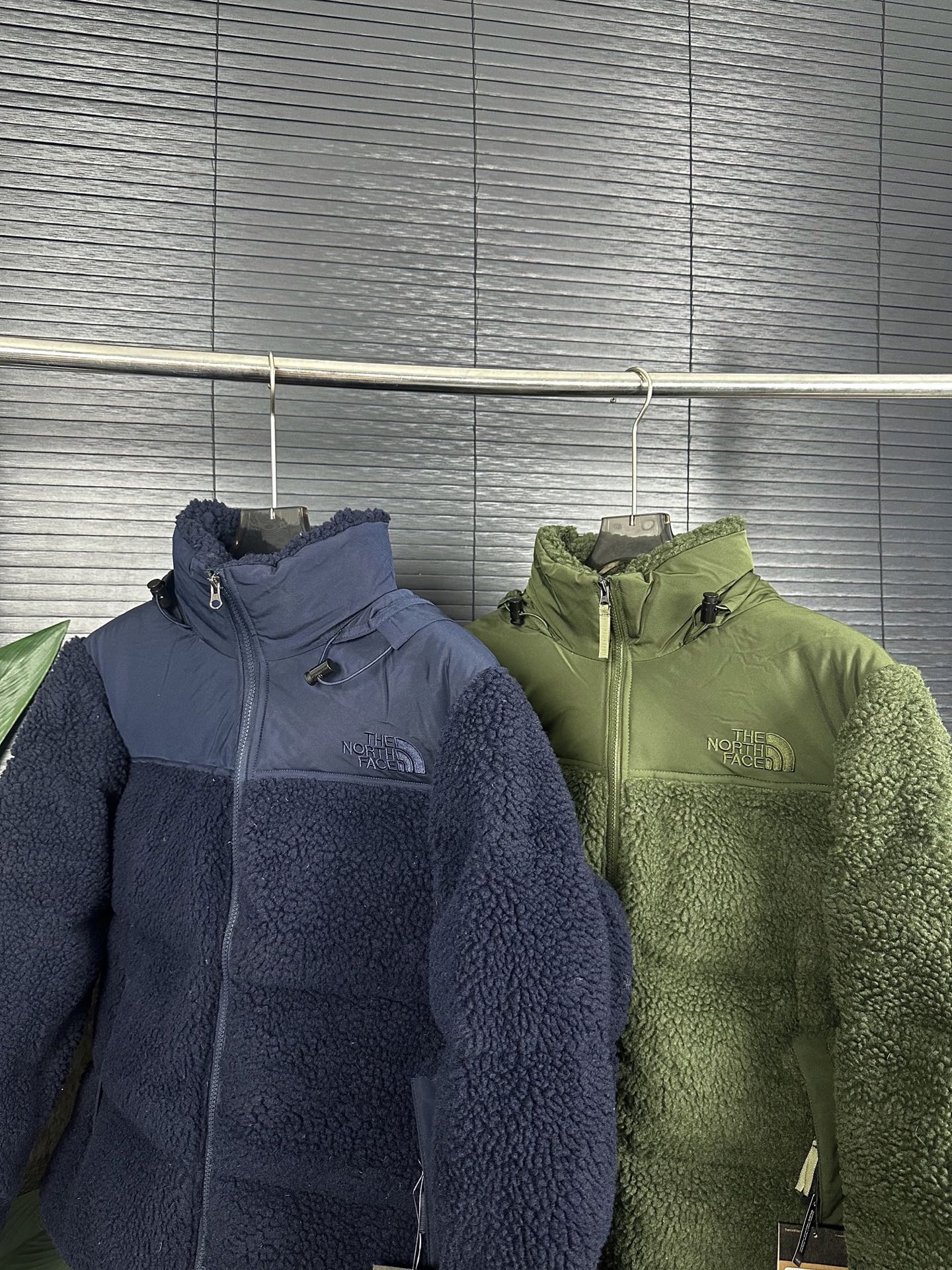 The North Face 羊羔毛拼接 2色 隠れフード 70ダウン 冬アウター