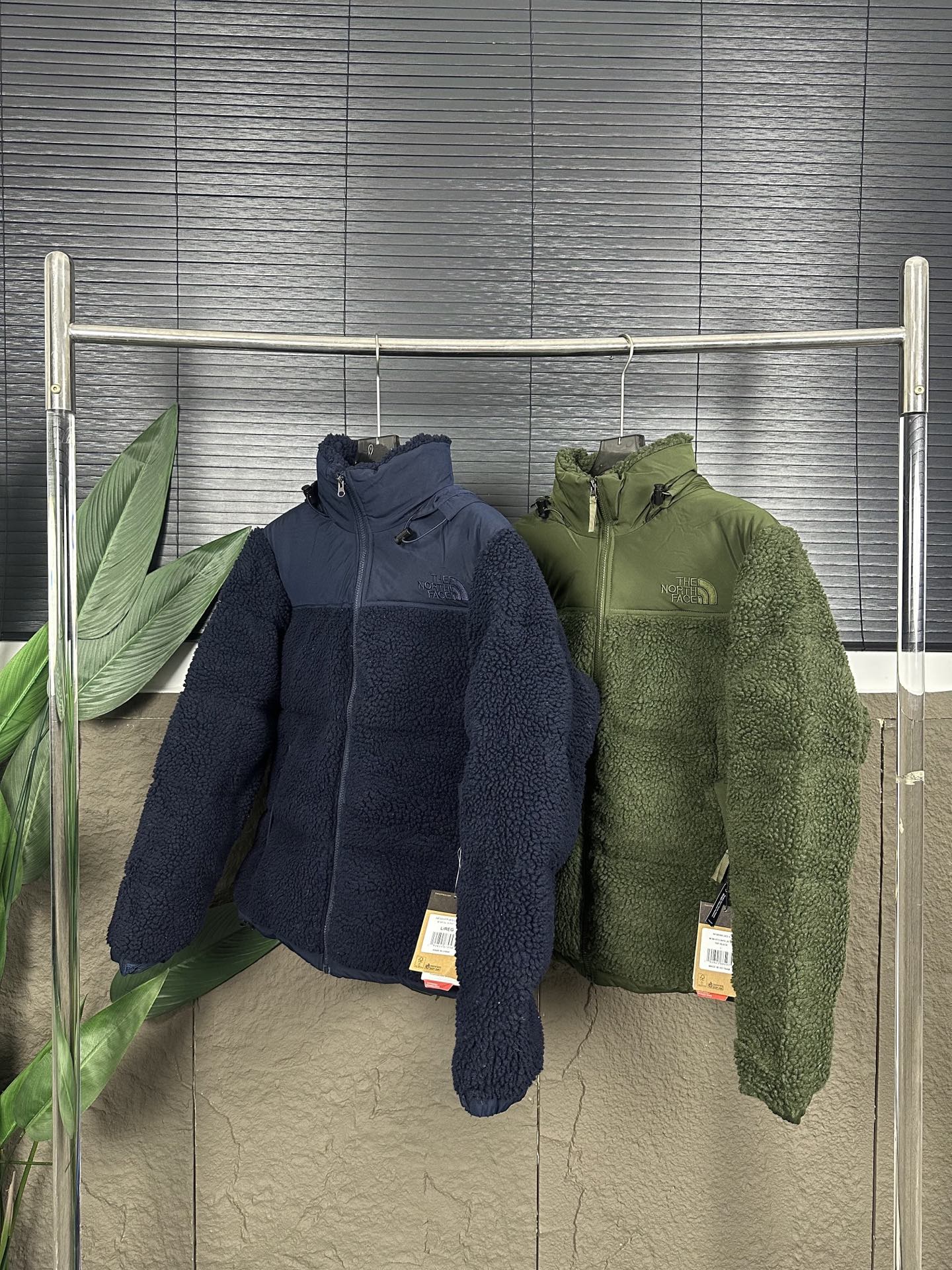 The North Face 羊羔毛拼接 2色 隠れフード 70ダウン 冬アウター
