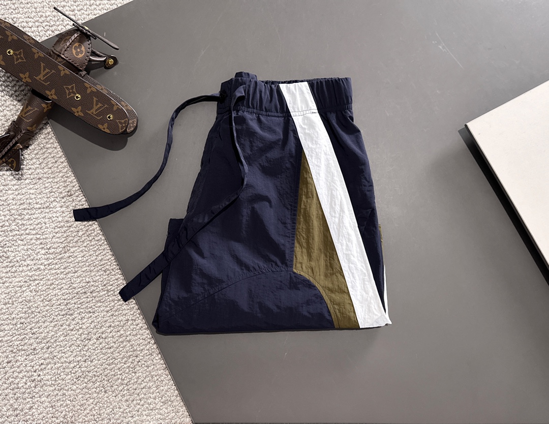 Fendi’s 2024 Spring/Summer Recreational Shorts: High-End Design with Impeccable Detail - 图片 8