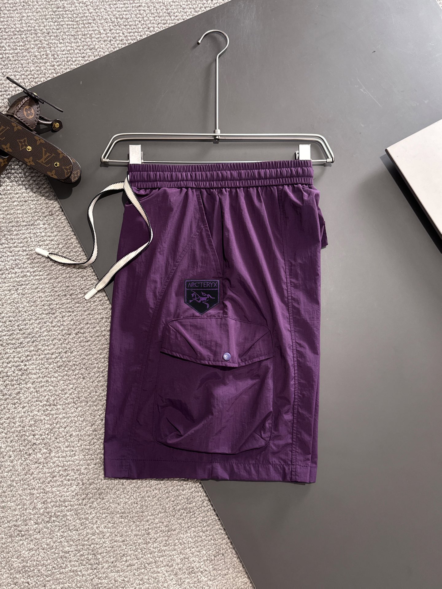 2024 Spring and Summer Collection: High-End Goods with Tailor-Made Details - 图片 8