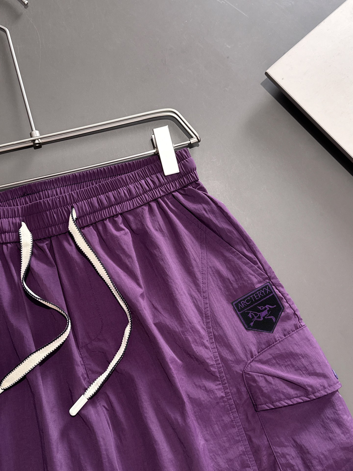 2024 Spring and Summer Collection: High-End Goods with Tailor-Made Details - 图片 2