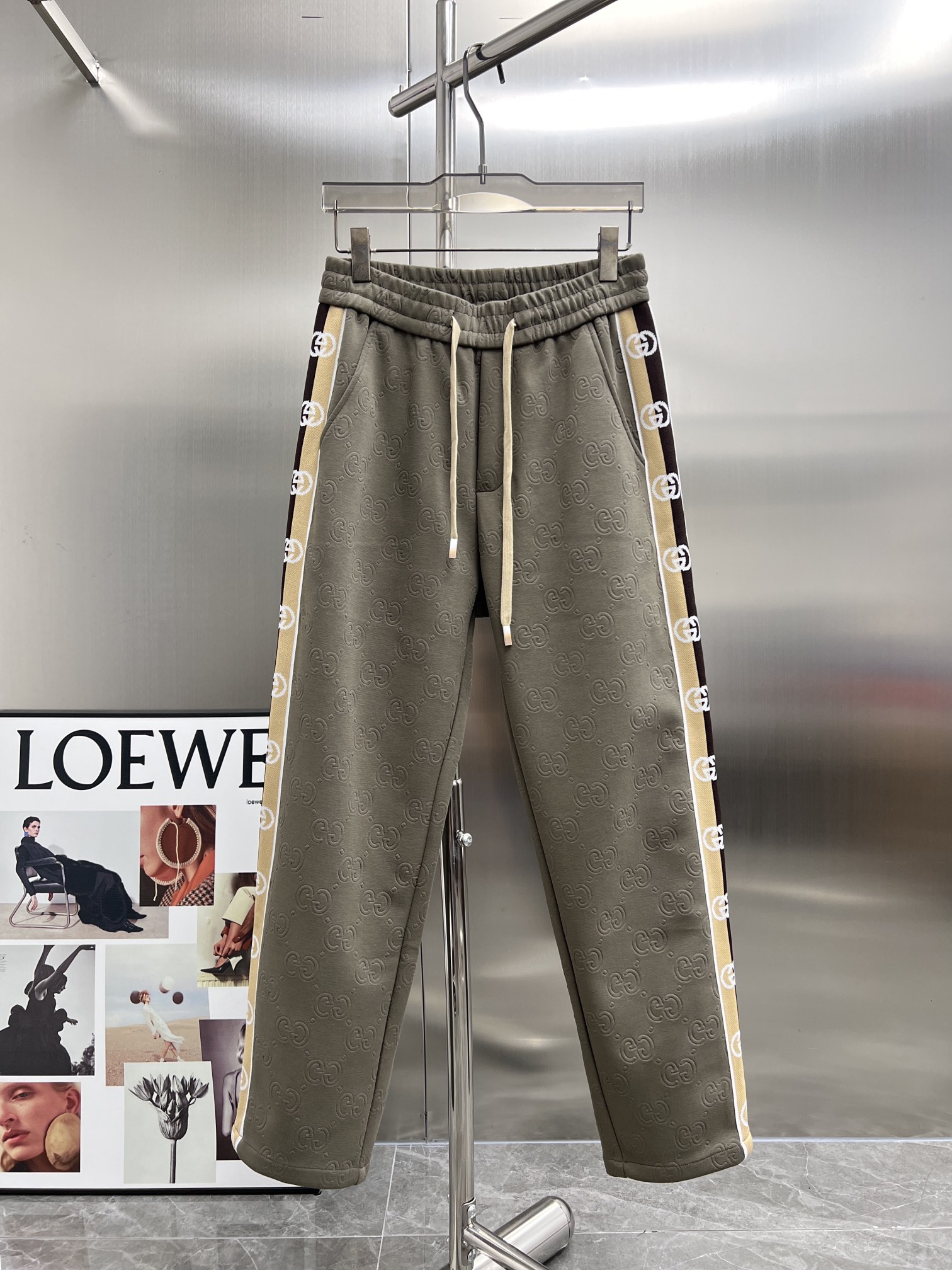 Gucci 2023 otoño/invierno nueva colección (con estampado de sello de acero de alta calidad) Pantalones casuales. Versió…