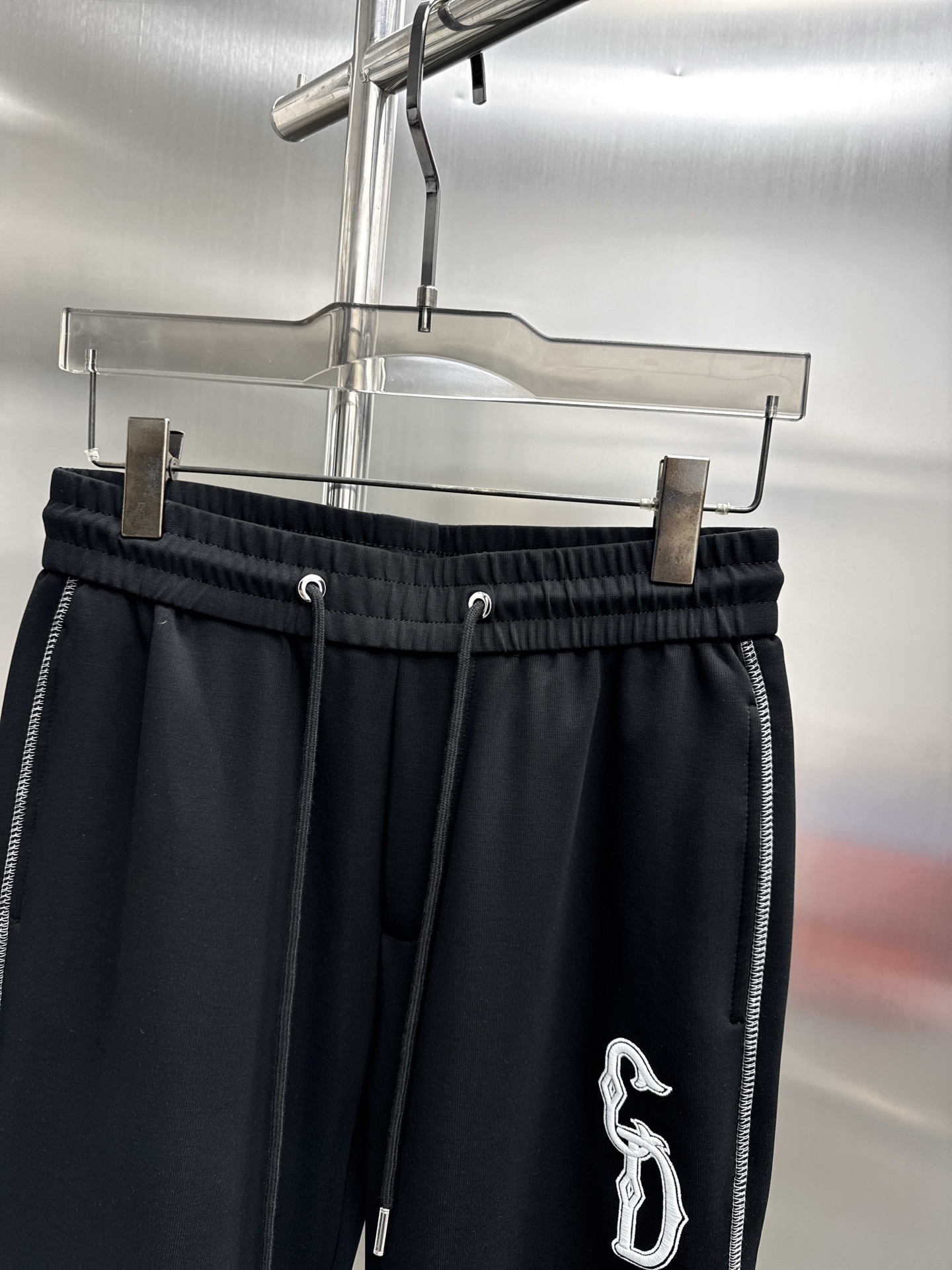 High-End ToU.CD 2025 Loco Pants: Gold Embroidery, Tailor-Made, High Quality - 图片 3