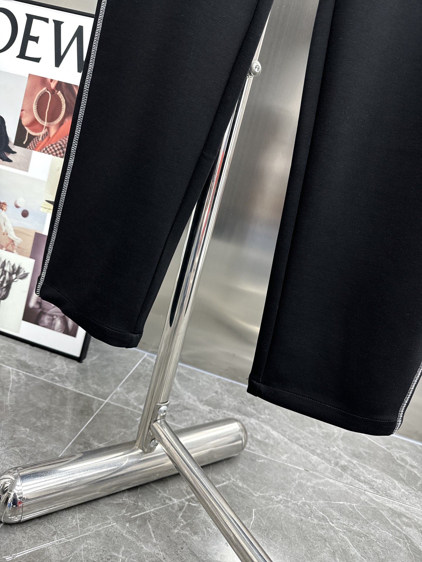 High-End ToU.CD 2025 Loco Pants: Gold Embroidery, Tailor-Made, High Quality - 图片 8