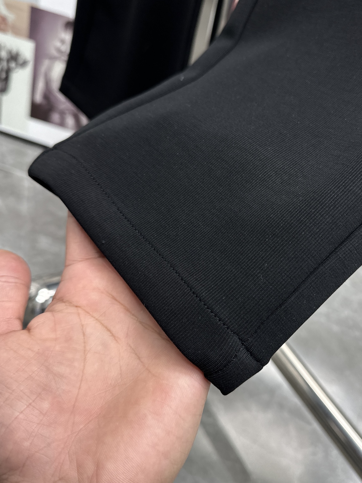 High-End Louis Vuitton Summer Pants: Tailored Fabrics, Impeccable Detail, Brand Design, High Quality - 图片 9