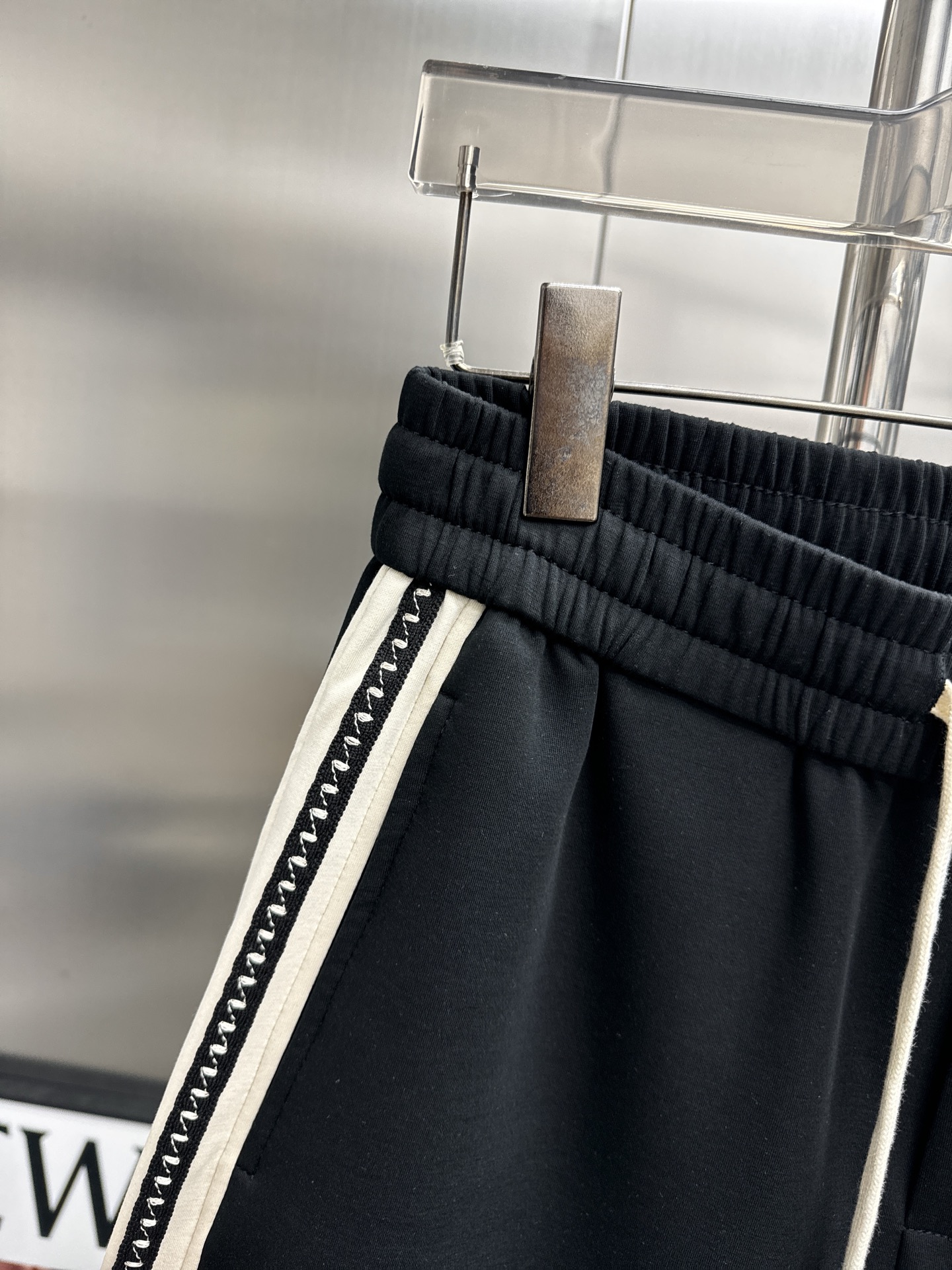 High-End Tou 2025 Spring & Summer Tweak Pants: Impeccable Detail, Air Comfort, Brand Design - 图片 9