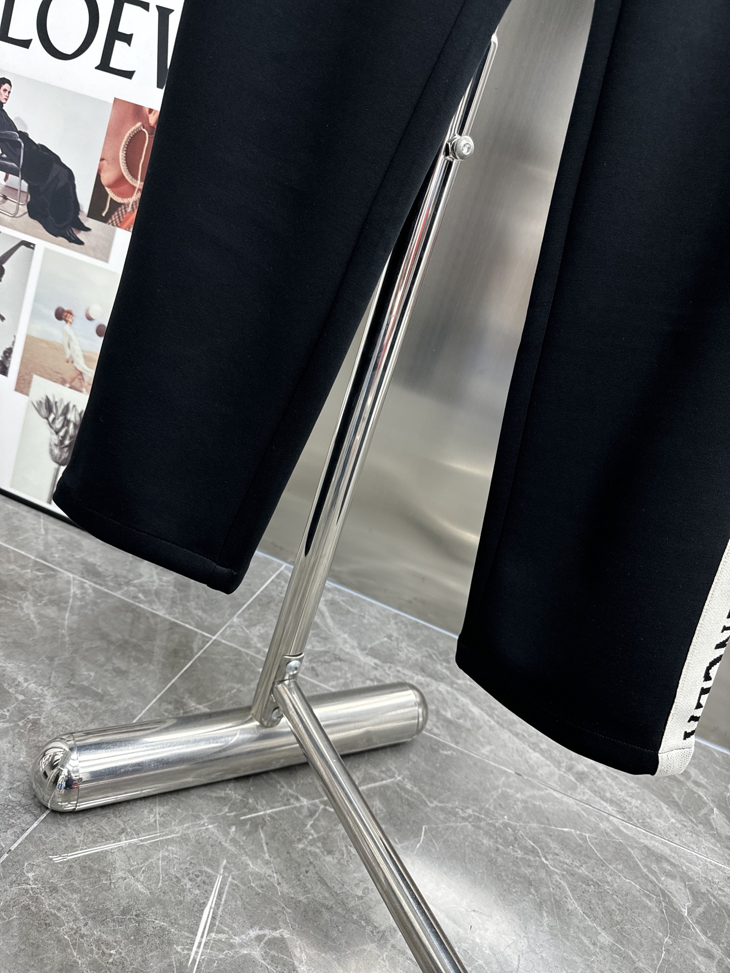 High-Quality Tailor-Made Recreational Pants from ToU Paris: 2025 Spring/Summer Collection - 图片 8