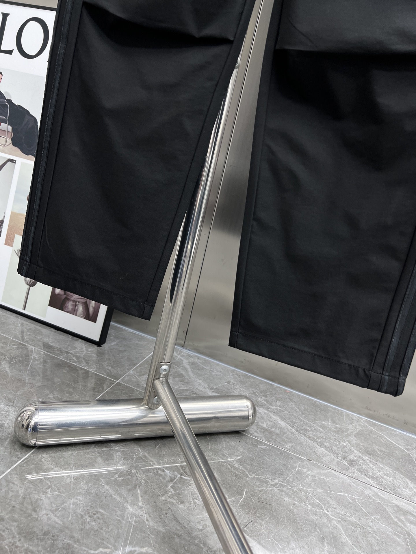 High-End Golden Embroidered Recreational Pants: 2025 Spring/Summer Collection - 图片 9