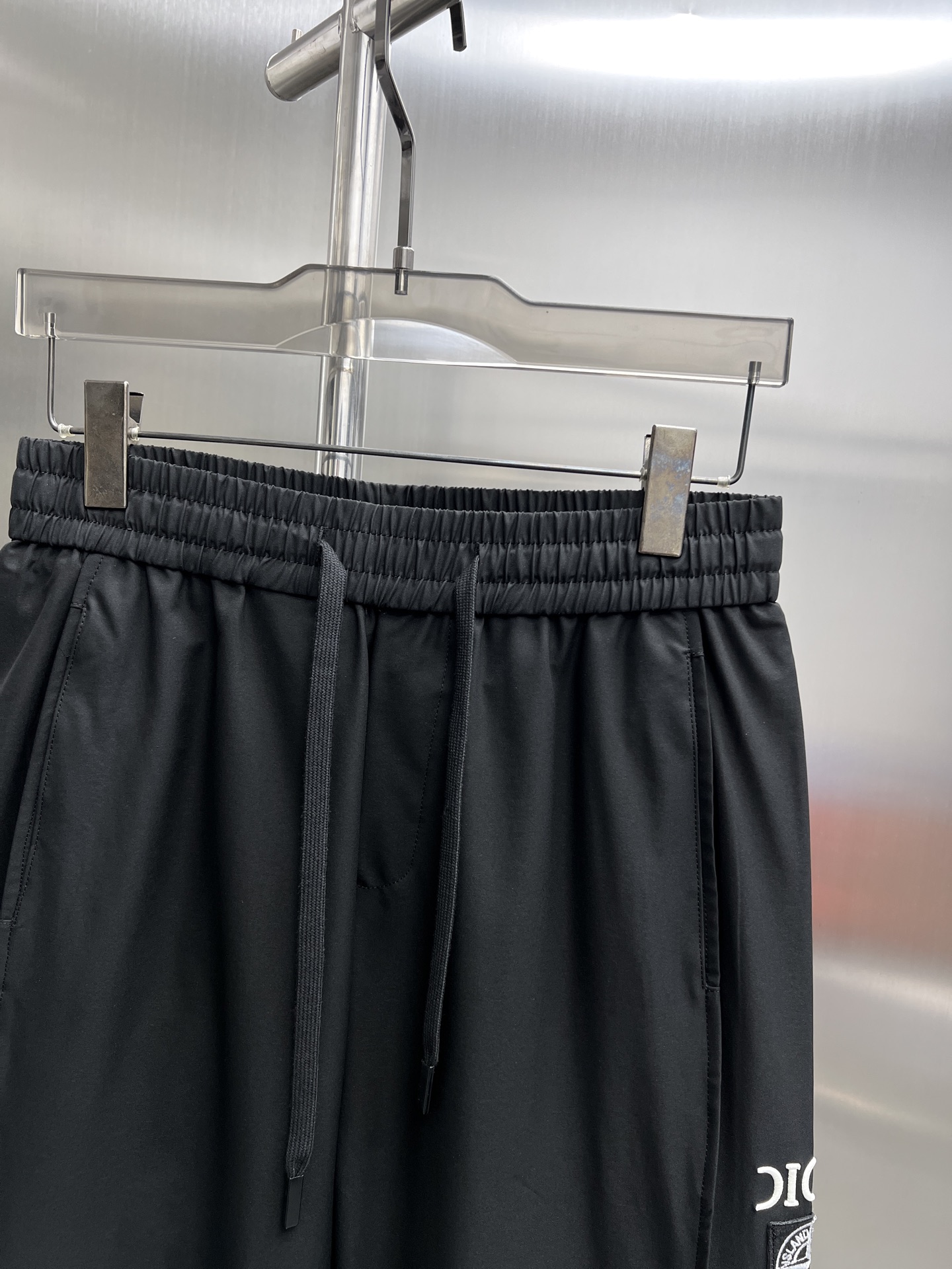 Luxury Leisure Pants: TOU Diodior 2025 Golden Stereo Embroidery, High Quality Fabric, Impeccable Design - 图片 3