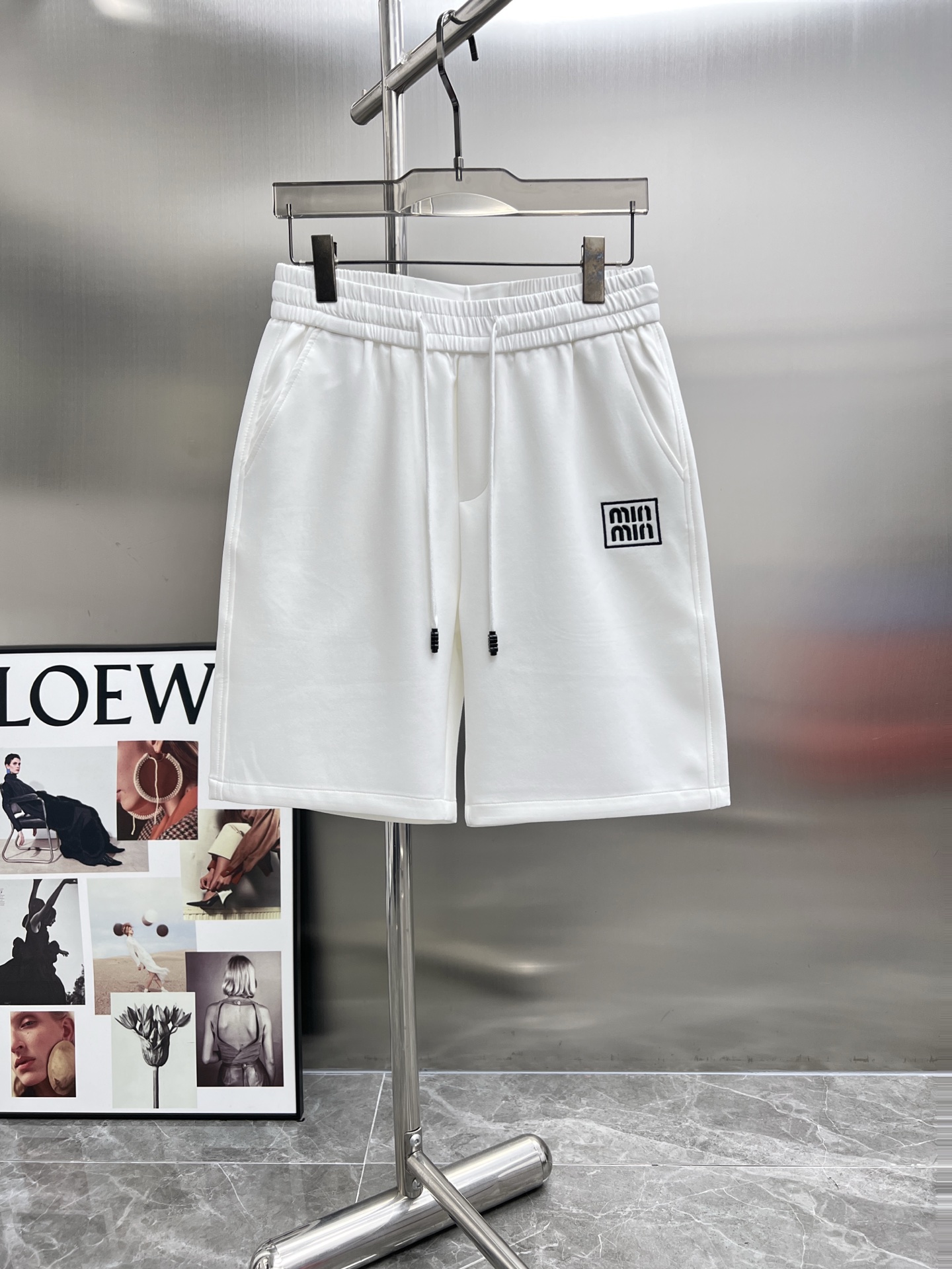 缪缪  2025春夏新款 休闲裤   短裤，高端版本！专柜定制面...