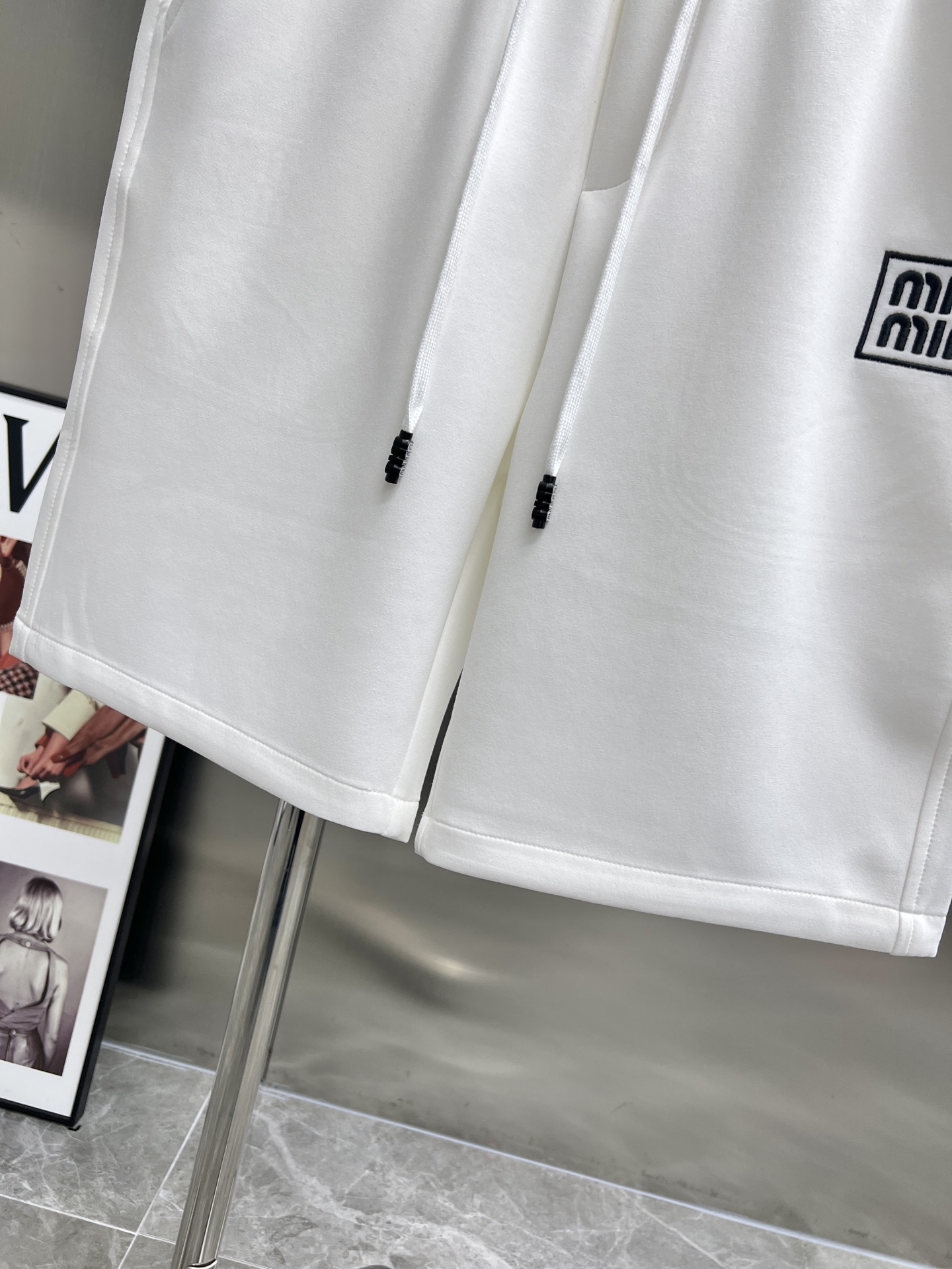 Miu Miu  休闲裤服装 8