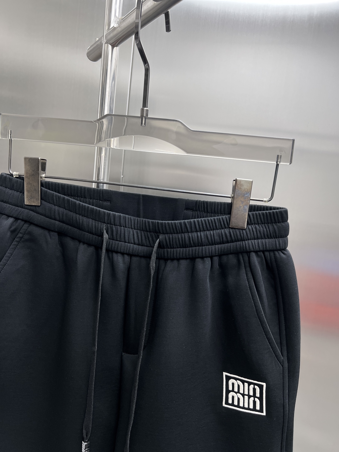 Miu Miu 休闲裤服装 3 Miu Miu 休闲裤服装 3