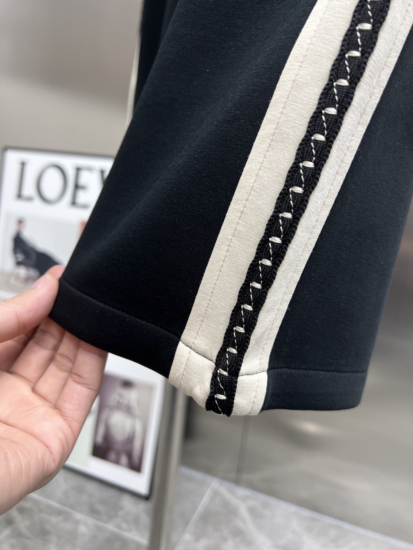 Loewe  休闲裤服装,loewe 9