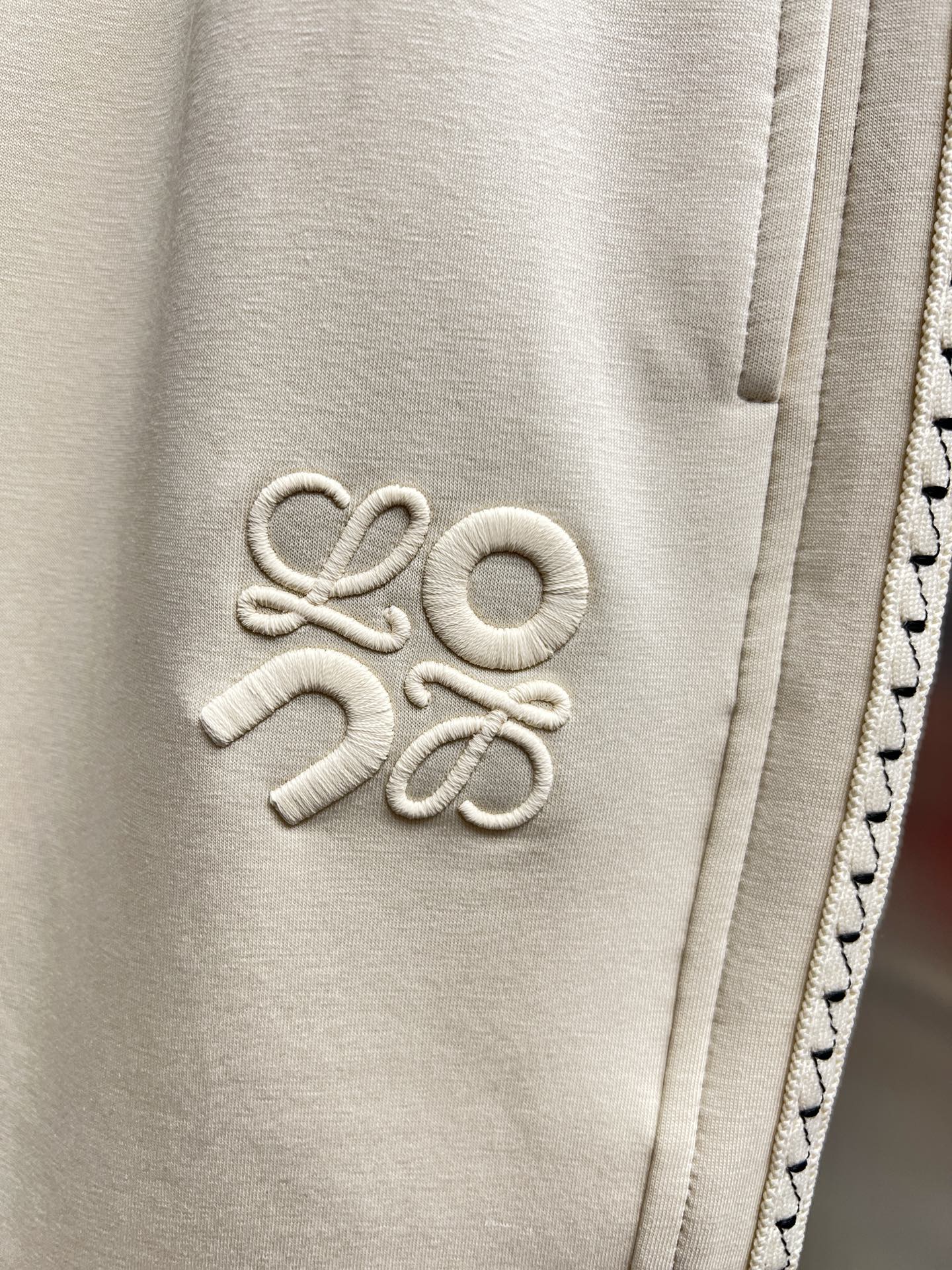 Loewe 休闲裤服装,loewe 5 Loewe 休闲裤服装,loewe 5