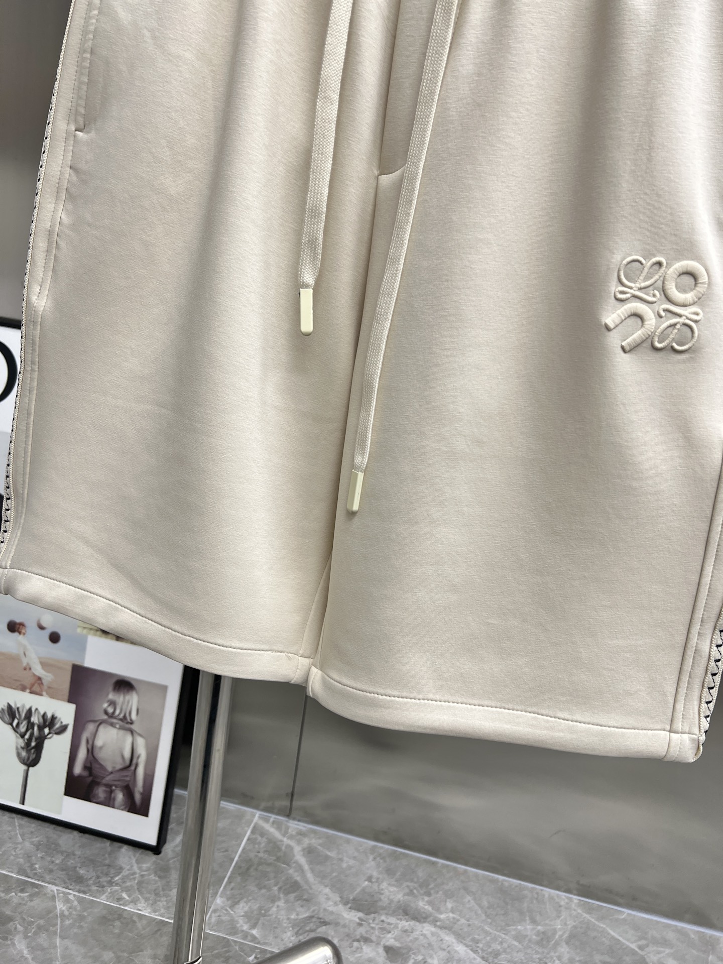 Loewe 休闲裤服装,loewe 6 Loewe 休闲裤服装,loewe 6