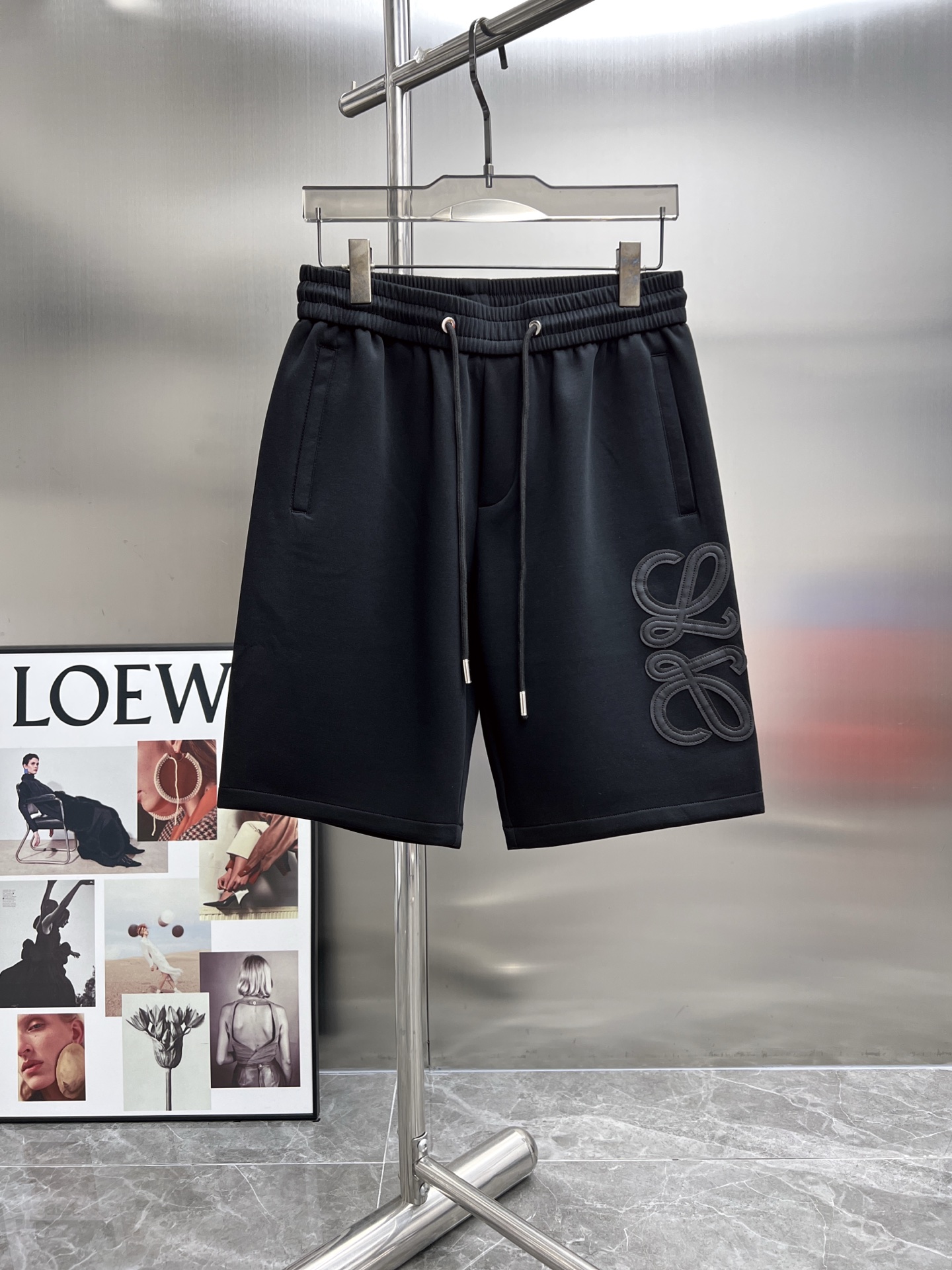 罗意威  loewe  2025春夏新款 休闲裤   短裤，高端版本！专柜...