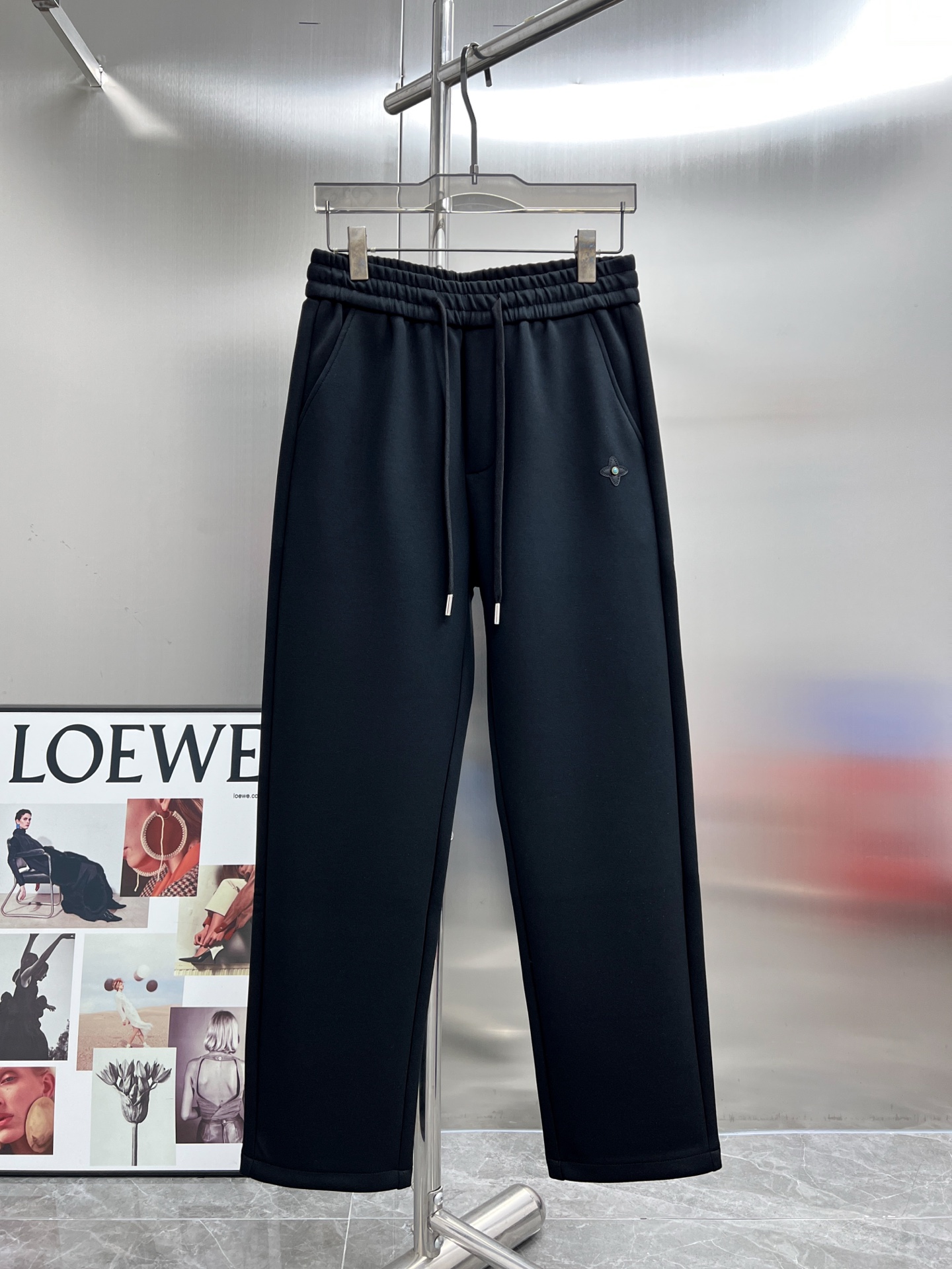 P160 NUEVO2025 Otoño e invierno Nuevo estilo Pantalones casuales Tela personalizada exclusiva Color: Negro TAMAÑO: M-4XL