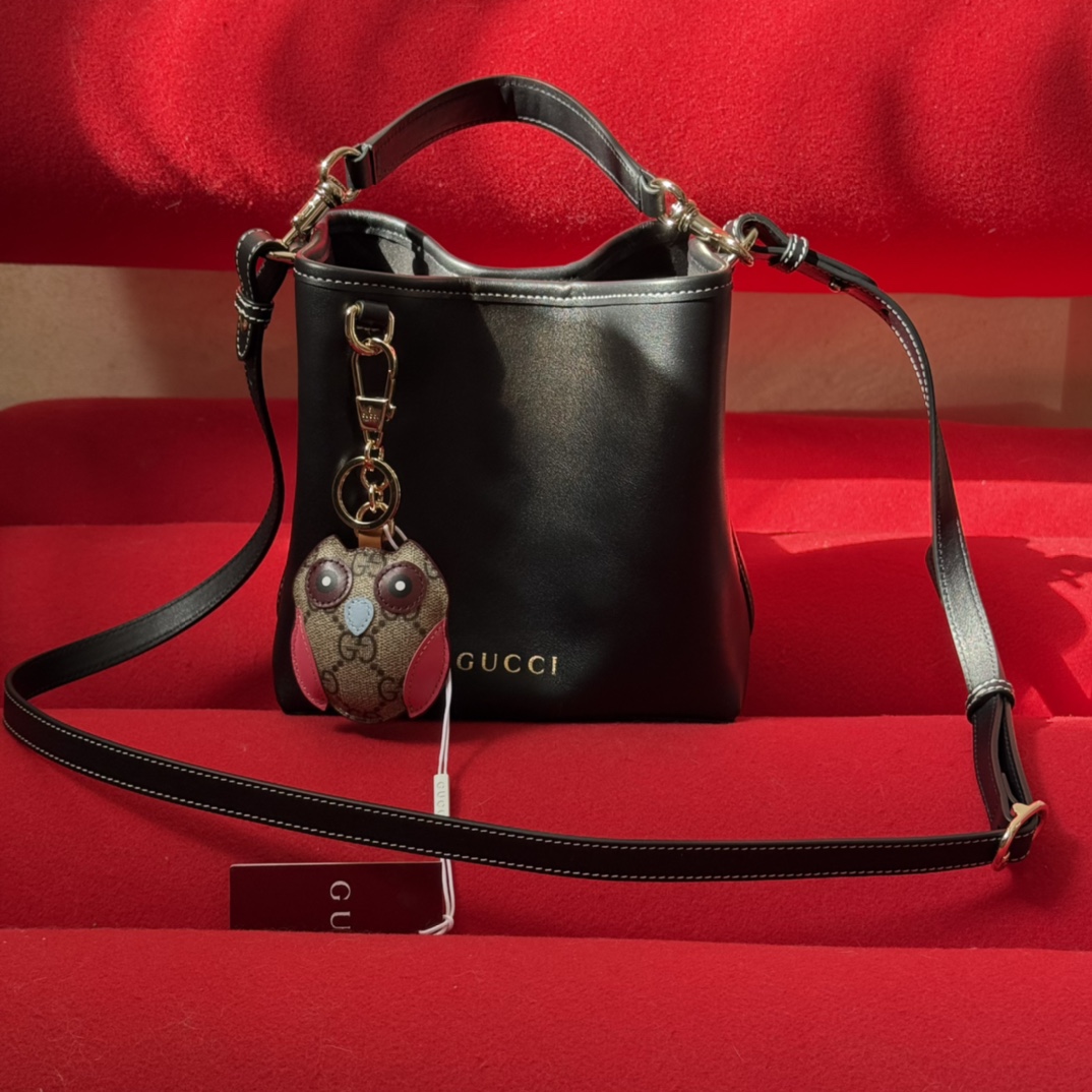 ▪ GG Emblem 815118 19-18-11cm