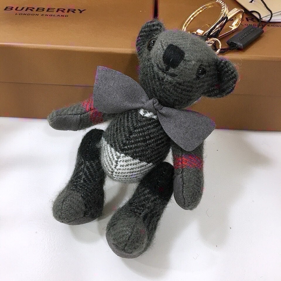 $179 Burberry Teddy Bear with Velvet and Key Buttons, High Quality and Toxic-Free Polyester Fibres - 图片 4