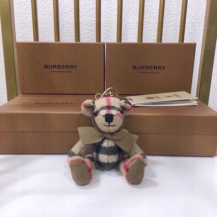 Burberry Teddy Bear in Soft Velvet Fabric, $179 with Original Picture - 图片 8