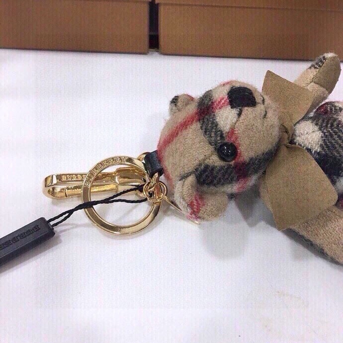 Burberry Teddy Bear in Soft Velvet Fabric, $179 with Original Picture - 图片 9