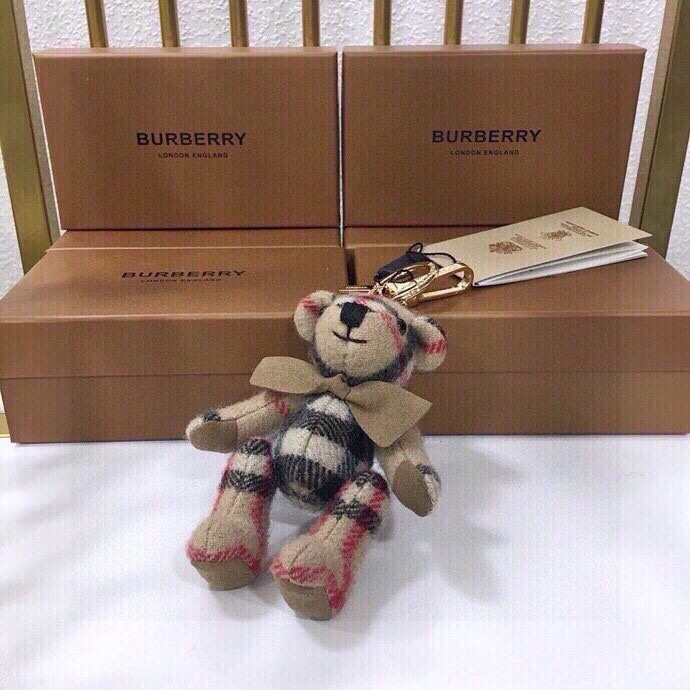 Burberry Teddy Bear in Soft Velvet Fabric, $179 with Original Picture - 图片 4