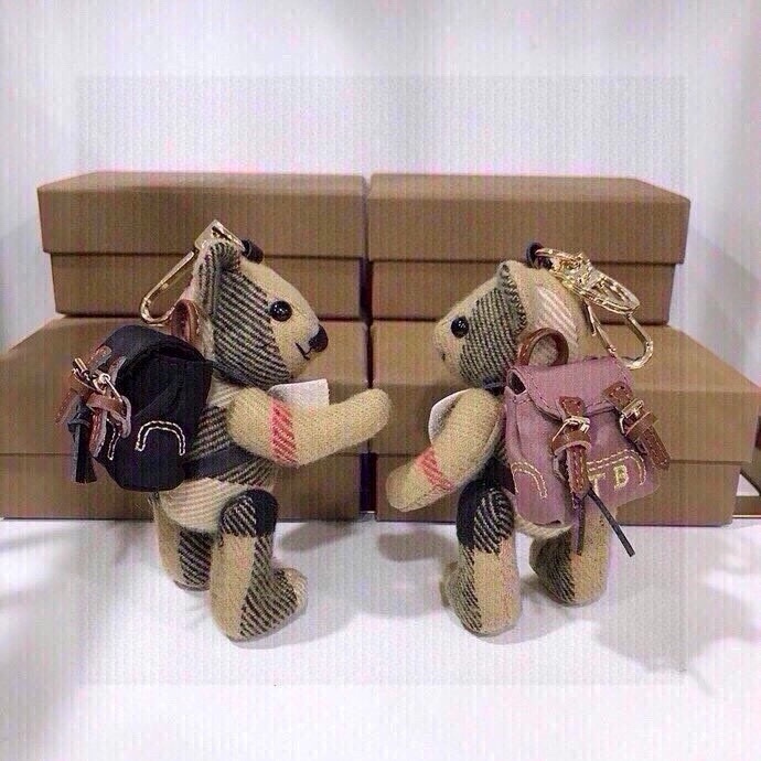 Burberry Velvet Teddy Backpack with Key Button, $221 Original Picture – New Sale! - 图片 1