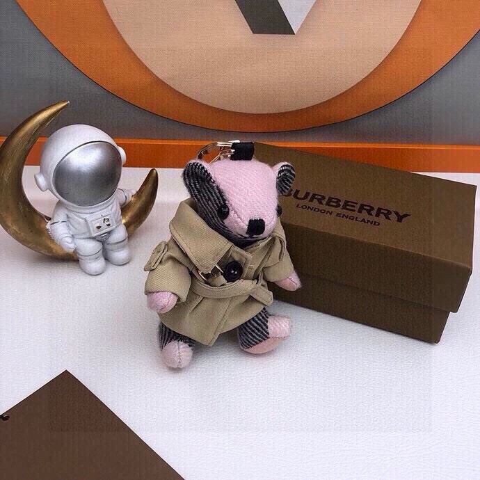 High-Quality Burberry Bear Plush Toy on Sale, Safe Materials, Perfect Symmetry, 12cm Size - 图片 3