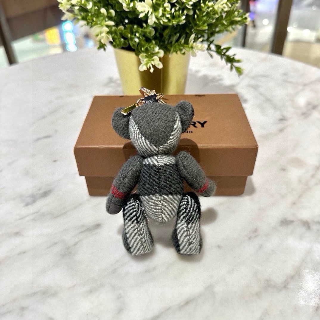 Luxury Burberry Teddy Bear with Velvet and Key Buttons, 100% Safe Materials, 12cm. - 图片 5