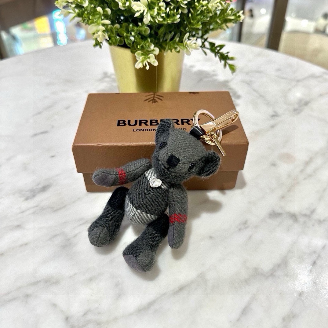 Luxury Burberry Teddy Bear with Velvet and Key Buttons, 100% Safe Materials, 12cm. - 图片 4