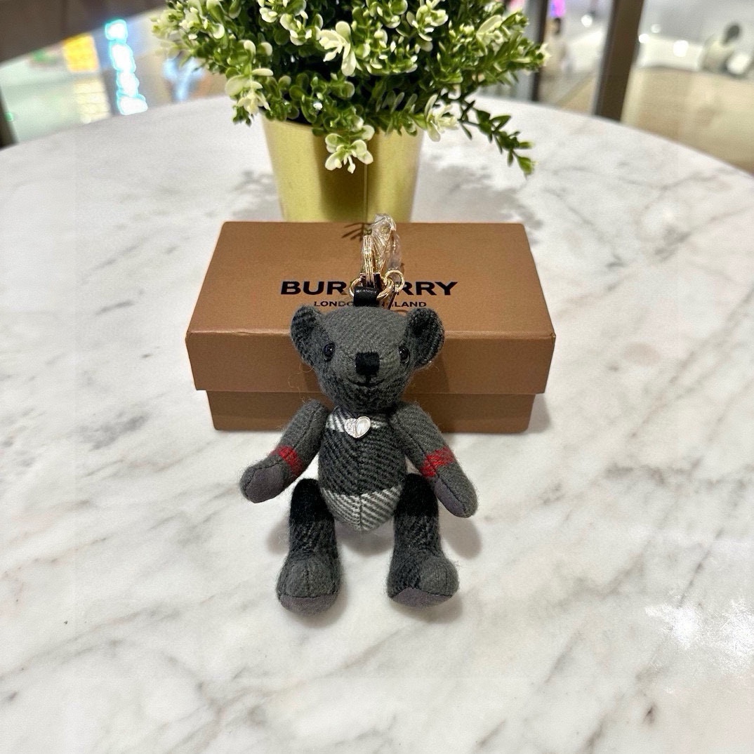 Luxury Burberry Teddy Bear with Velvet and Key Buttons, 100% Safe Materials, 12cm. - 图片 2