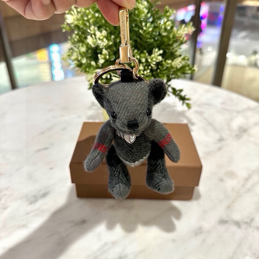 Luxury Burberry Teddy Bear with Velvet and Key Buttons, 100% Safe Materials, 12cm. - 图片 9