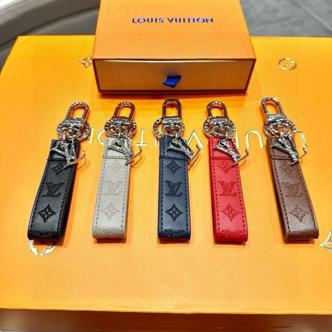 Louis Vuitton Dragonne Key Ring: New Design Unveiled for 2024 Premiere