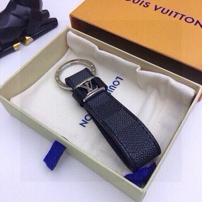 Louis Vuitton Dragonne Key Ring in Collaboration with Virgil Abloh for Spring 2023. - 图片 8