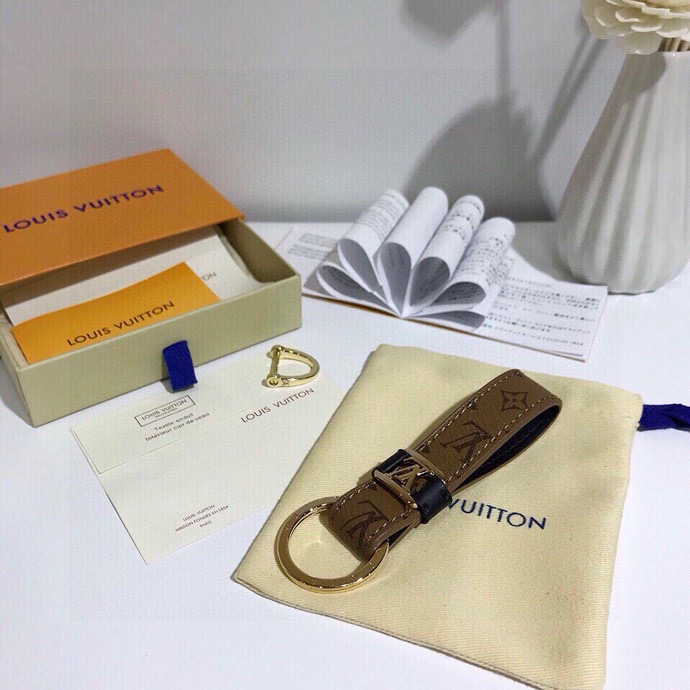 Louis Vuitton Dragonne Key Ring: Virgil Abloh’s 2024 Spring/Summer Premiere Accessory - 图片 2