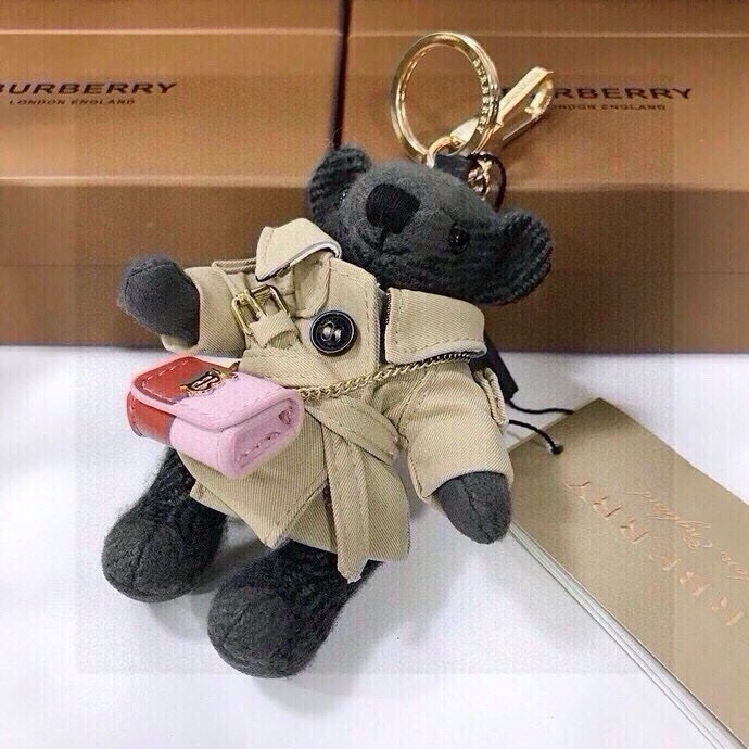 Burberry Teddy Bear: Soft Velvet, Symmetrical Design, Premium Quality, $222. - 图片 3