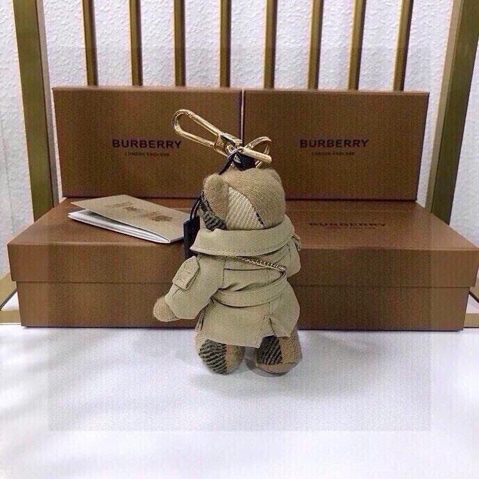“Burberry Teddy Bear: Soft Velvet Fabric, Symmetrical Design, Quality Packaging” - 图片 9