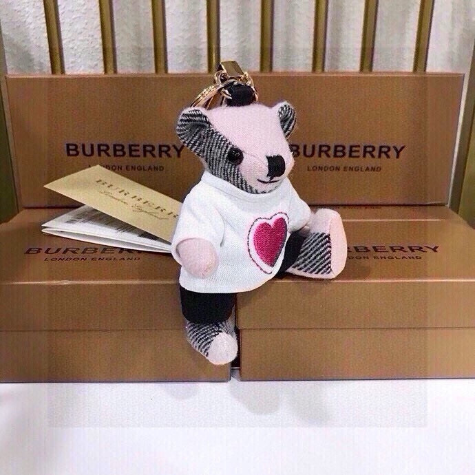 Burberry Velvet Bear Doll: High Quality, Symmetrical Design, Toxic-Free Filling, $209 - 图片 3