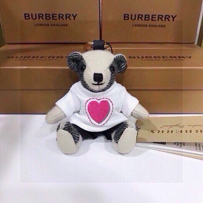 Burberry Velvet Bear Toy: Soft, Symmetrical, Toxic-Free Filling, $209 - 图片 3