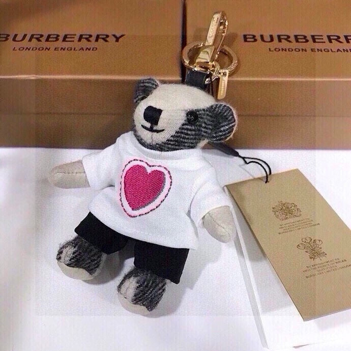 Burberry Velvet Bear Toy: Soft, Symmetrical, Toxic-Free Filling, $209 - 图片 6