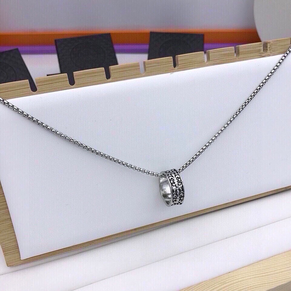 NO:373014,Yuange box packaging CHROME HEARTS Croheart Ring Necklace. Fashion trendy ring necklace. Hip-hop street style. 66cm. Keychain, keychain, chrome hearts, chrome hearts, necklace, ring, keychain19860909元配盒子包装 CHROME HEARTS克罗心戒指项链. 时尚潮流戒指项链.嘻哈街头风范.66cm.钥匙扣,钥匙扣,chrome hearts,chrome hearts,necklace,ring,keychain,accessory